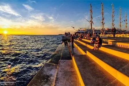 Natalie アパート