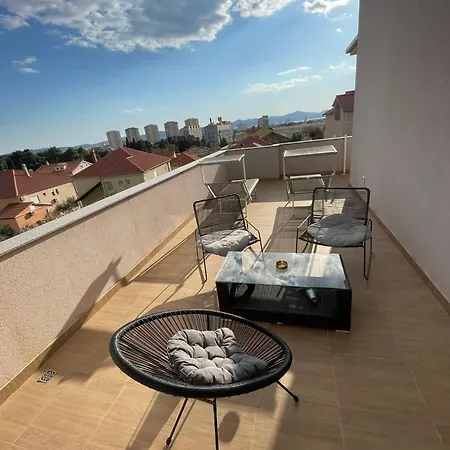 Apartment Natalie Zadar